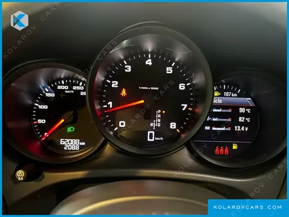 PORSCHE MACAN 2.0