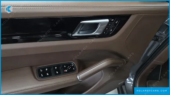 PORSCHE CAYENNE 3.0 COUPE