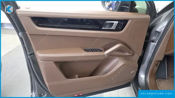 PORSCHE CAYENNE 3.0 COUPE