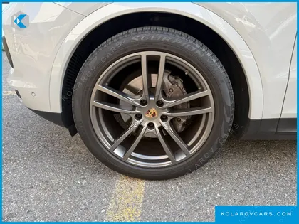 PORSCHE CAYENNE 3.0 PLATINUM EDITION