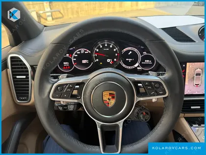 PORSCHE CAYENNE 3.0 PLATINUM EDITION