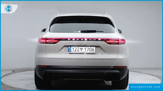 PORSCHE CAYENNE 3.0 PLATINUM EDITION