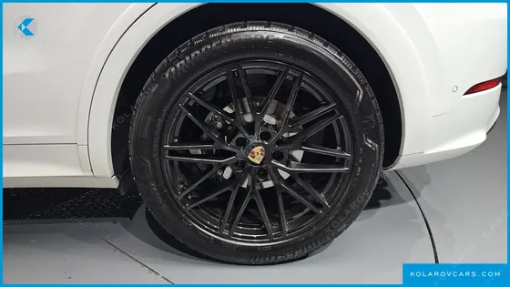 PORSCHE CAYENNE 3.0