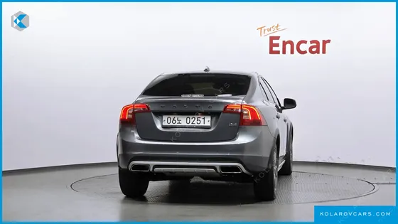 VOLVO S60 D4