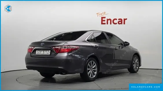 TOYOTA CAMRY HYBRID LE
