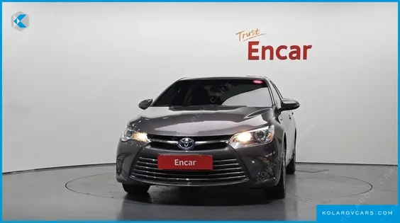 TOYOTA CAMRY HYBRID LE