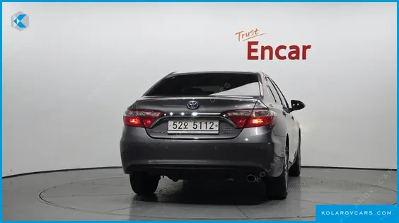 TOYOTA CAMRY HYBRID LE