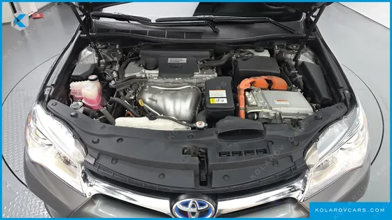 TOYOTA CAMRY HYBRID LE