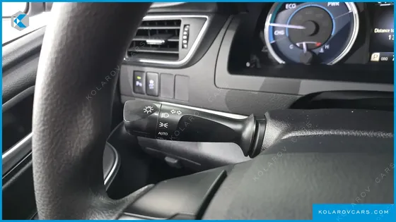 TOYOTA CAMRY HYBRID LE
