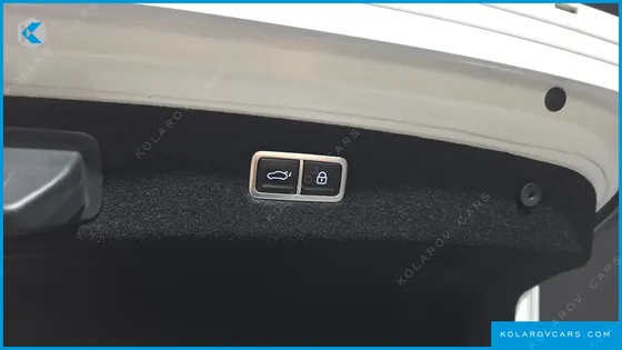 GENESIS G90 GASOLINE 3.5 TURBO AWD