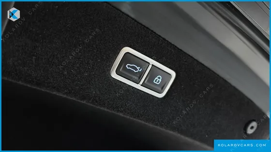 GENESIS G90 GASOLINE 3.5 TURBO AWD