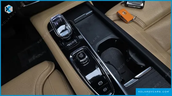 VOLVO XC90 B6 ULTIMATE BRIGHT