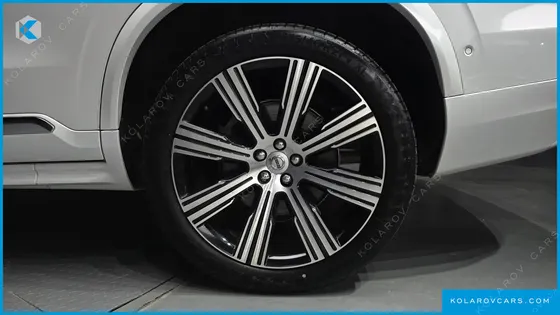VOLVO XC90 B6 ULTIMATE BRIGHT