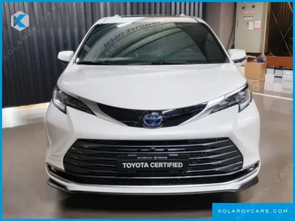 TOYOTA SIENNA 2.5 HYBRID 2WD