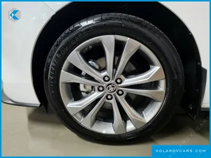 TOYOTA SIENNA 2.5 HYBRID 2WD