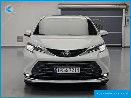 TOYOTA SIENNA 2.5 HYBRID 2WD
