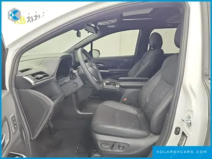 TOYOTA SIENNA 2.5 HYBRID 2WD