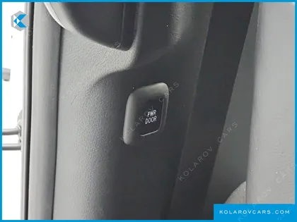 TOYOTA SIENNA 2.5 HYBRID 2WD