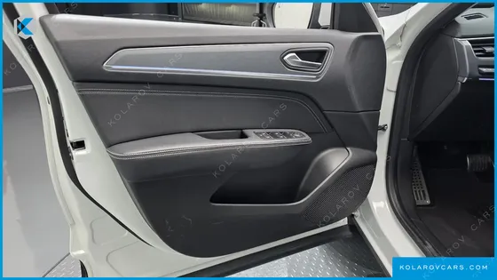 RENAULT KOREA XM3 1.3 TCE RE SIGNATURE