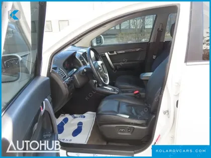 CHEVROLET (GM DAEWOO) CAPTIVA 2WD LT PREMIUM