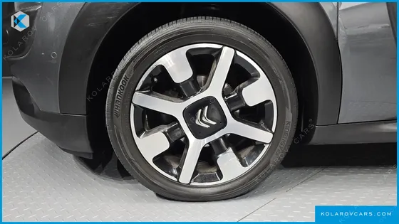 CITROËN C4 CACTUS 1.6 BLUEHDI SHINE