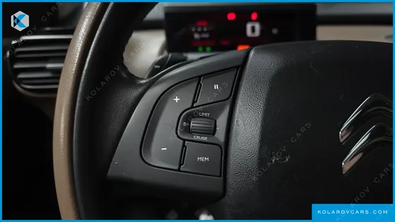 CITROËN C4 CACTUS 1.6 BLUEHDI SHINE