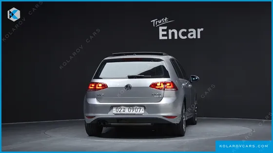 VOLKSWAGEN GOLF 2.0 TDI PREMIUM
