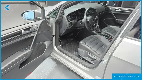 VOLKSWAGEN GOLF 2.0 TDI PREMIUM