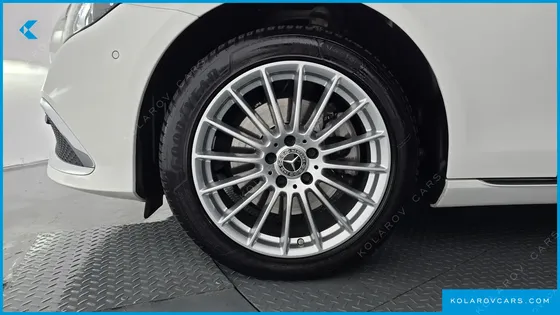 MERCEDES E-CLASS E220D 4MATIC EXCLUSIVE