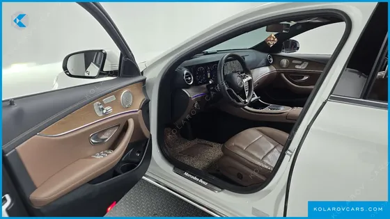 MERCEDES E-CLASS E220D 4MATIC EXCLUSIVE