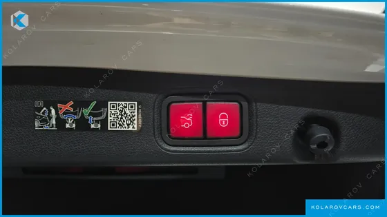 MERCEDES E-CLASS E220D 4MATIC EXCLUSIVE