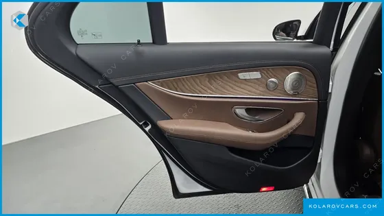 MERCEDES E-CLASS E220D 4MATIC EXCLUSIVE