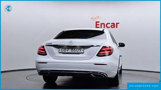 MERCEDES E-CLASS E200 AVANTGARDE
