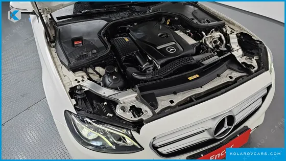 MERCEDES E-CLASS E200 AVANTGARDE