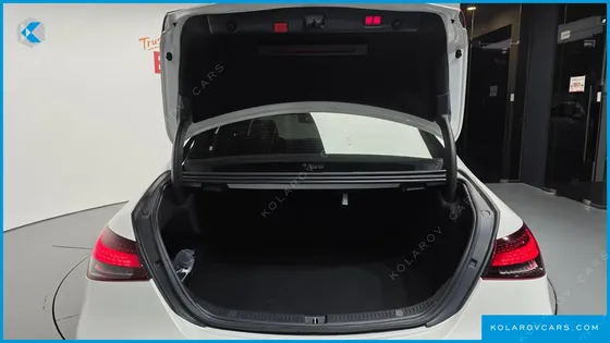 MERCEDES E-CLASS E350 4MATIC AMG LINE