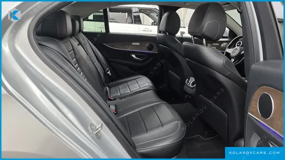 MERCEDES E-CLASS E300 4MATIC EXCLUSIVE STANDARD