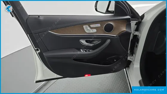 MERCEDES E-CLASS E250 EXCLUSIVE