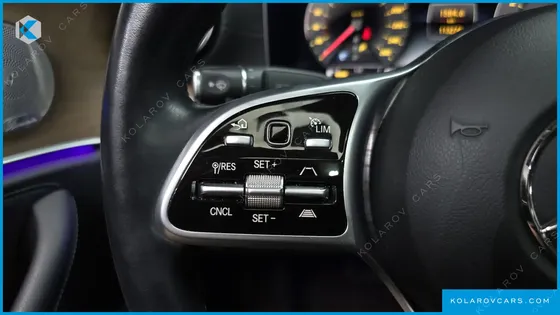 MERCEDES E-CLASS E300 4MATIC EXCLUSIVE