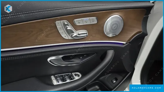 MERCEDES E-CLASS E300 4MATIC EXCLUSIVE
