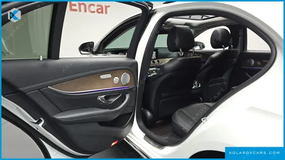 MERCEDES E-CLASS E300 4MATIC EXCLUSIVE