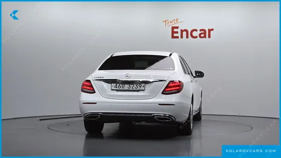 MERCEDES E-CLASS E220D AVANTGARDE