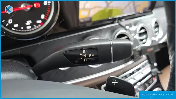 MERCEDES E-CLASS E220D AVANTGARDE