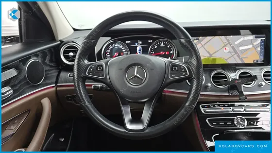 MERCEDES E-CLASS E220D AVANTGARDE