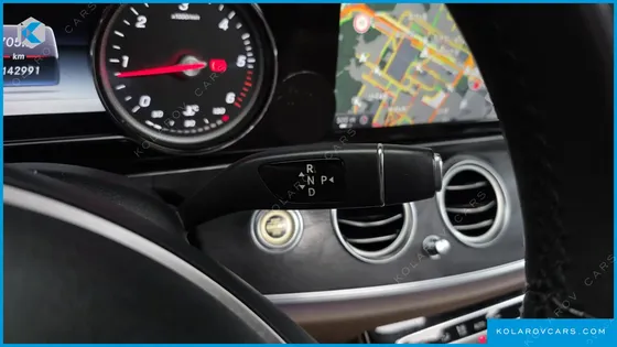MERCEDES E-CLASS E220D AVANTGARDE