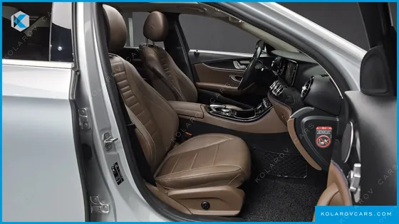 MERCEDES E-CLASS E220D AVANTGARDE