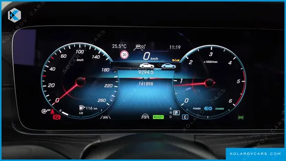 MERCEDES E-CLASS E220D 4MATIC AMG LINE