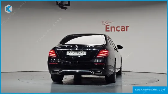 MERCEDES E-CLASS E300 AMG LINE