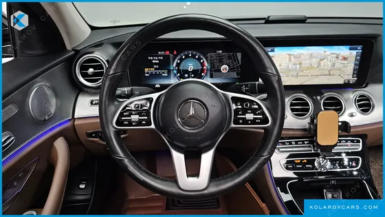 MERCEDES E-CLASS E300 AMG LINE