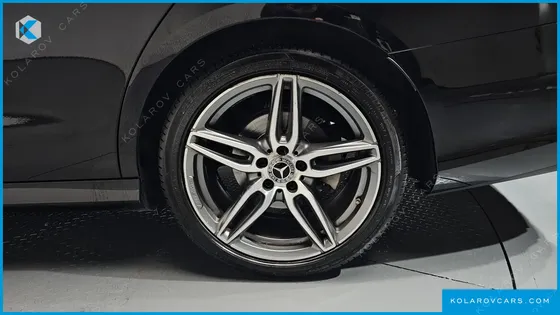 MERCEDES E-CLASS E300 AMG LINE