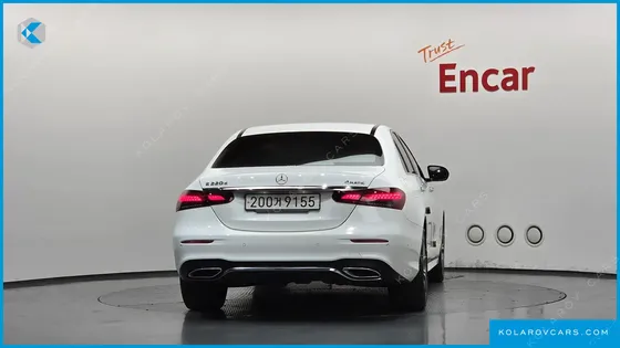 MERCEDES E-CLASS E220D 4MATIC AMG LINE